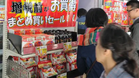 Thời điểm vàng săn đồ giảm giá ở Nhật