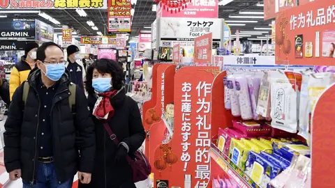 Thời điểm vàng săn đồ giảm giá ở Nhật